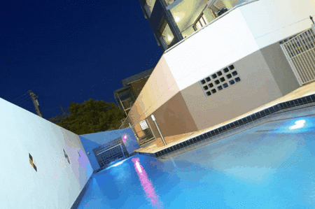 La Vida On Anzac - Accommodation Resorts 1