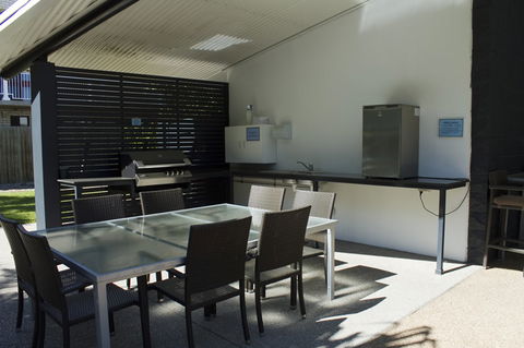 The Bay Apartments - Accommodation Resorts 0