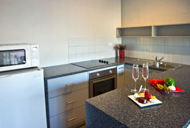 Moonlight Bay Resort - Accommodation Resorts 8