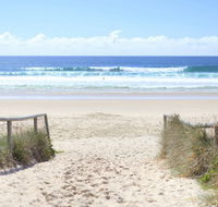 Golden Riviera Beach Resort - Accommodation Resorts