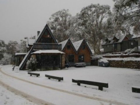 Habitat Chalet - Accommodation Resorts 0