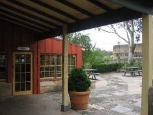 Surveyor General Inn - Accommodation Resorts 0