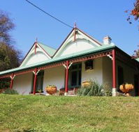 Ravenscroft and The Cottage - Accommodation Resorts