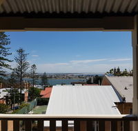 Newcastle Terraces and Apartments - Harbourside Apartment - Accommodation Resorts