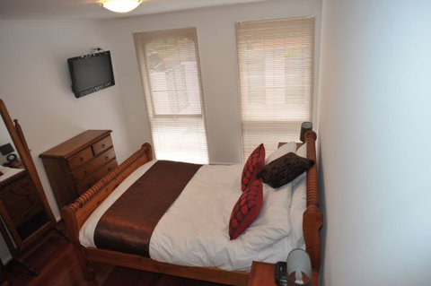The Pommy Tree Bed And Breakfast - Accommodation Resorts 2