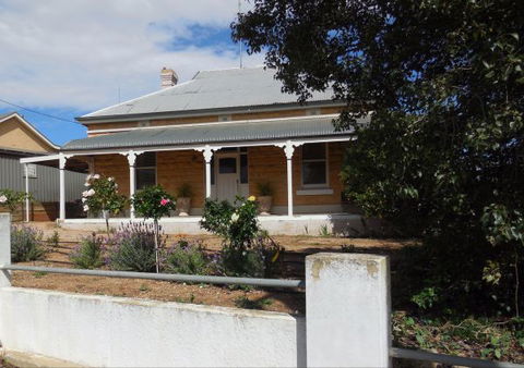 Book Keepers Cottage Waikerie - Accommodation Resorts 0