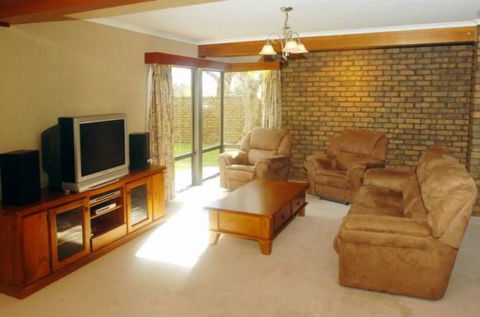 Trenberth House - Accommodation Resorts 2