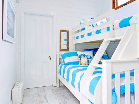 Driftwood Beach House - Accommodation Resorts 4