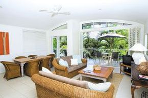 Noosa Outrigger Beach Resort - Accommodation Resorts 2