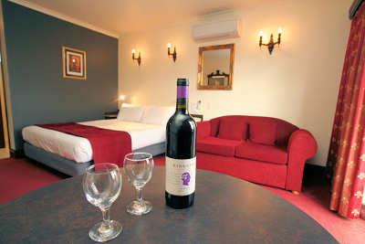 Quality Hotel Colonial Launceston - Accommodation Resorts 1