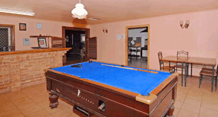 Kalgoorlie Backpackers - Accommodation Resorts 1