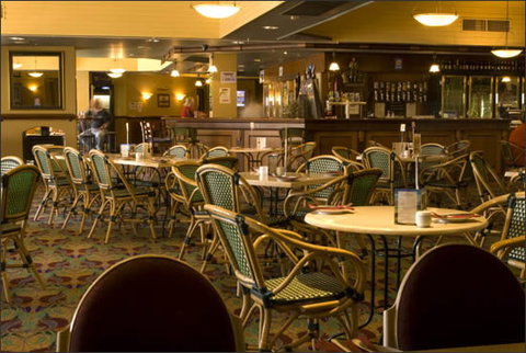 Tower Hotel - Accommodation Resorts 2