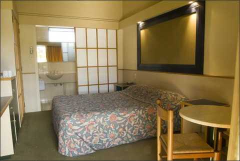 Tower Hotel - Accommodation Resorts 5