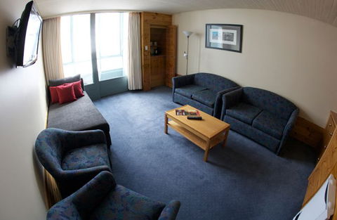 Perisher Valley Hotel - Accommodation Resorts 2