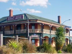 Streaky Bay Hotel Motel - Accommodation Resorts 0