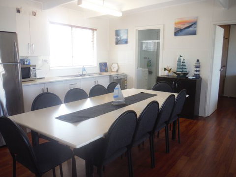 Costa To Coast - Accommodation Resorts 2