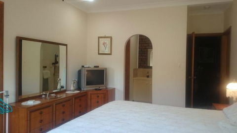 Gaerwood Bed Breakfast - Accommodation Resorts 2