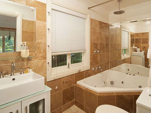 Aldgate Creek Cottage Bed And Breakfast - Accommodation Resorts 3