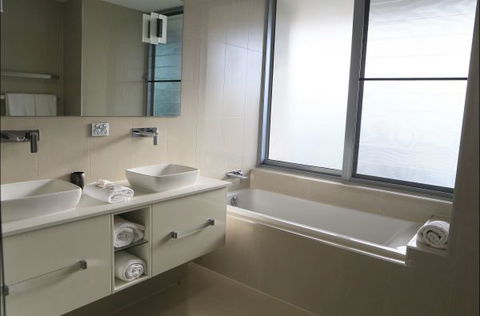 Aqua Aqua Luxury Penthouses - Accommodation Resorts 7