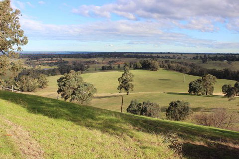 Down To Earth Farm Retreat - Accommodation Resorts 8