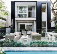 Luxico - Pearce Street - Accommodation Resorts