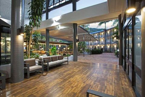 Mantra Club Croc - Accommodation Resorts 3