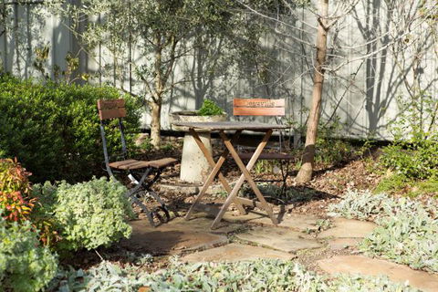 Mollisons - Accommodation Resorts 8