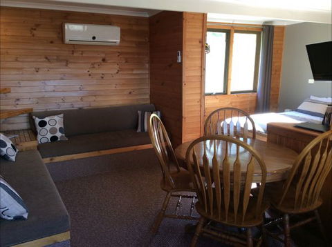 Mole Creek Cabins - Accommodation Resorts 5