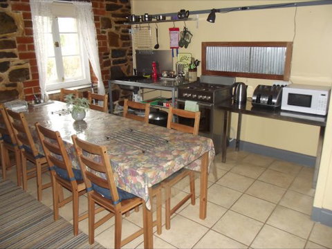 Olive Grove Retreat - Accommodation Resorts 1