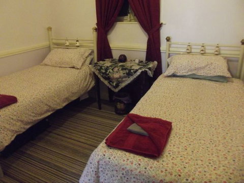 Olive Grove Retreat - Accommodation Resorts 4