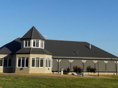 Paringa Grove Homestead - Accommodation Resorts 0