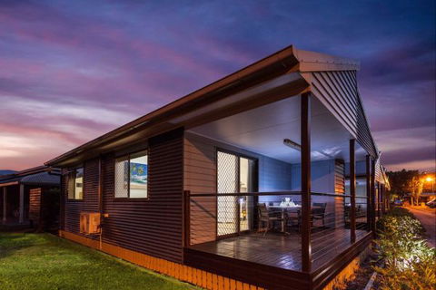 Woodgate Beach Tourist Park - Accommodation Resorts 2