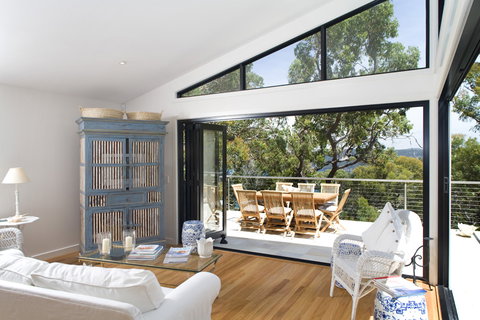 BetinaKing - Accommodation Resorts 2