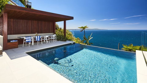 BetinaKing - Accommodation Resorts 7