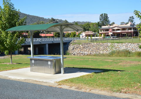 Adelong Golden Gully Caravan Park - Accommodation Resorts 2