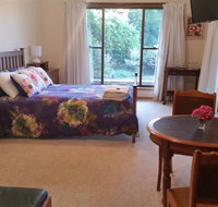 Beezneez BB - Accommodation Resorts