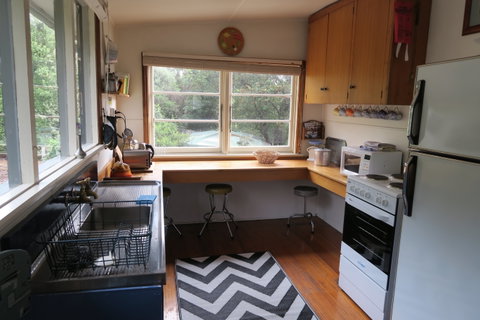 Binalong Bay Beach Shack - Accommodation Resorts 1