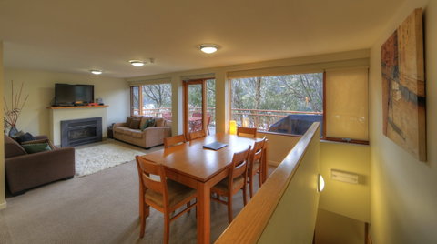 Golden Eagle 2 - Accommodation Resorts 3