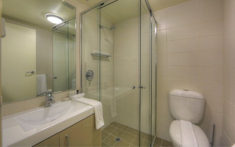 Golden Eagle 2 - Accommodation Resorts 6