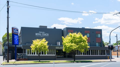 Adelaide Royal Coach - Accommodation Resorts 0