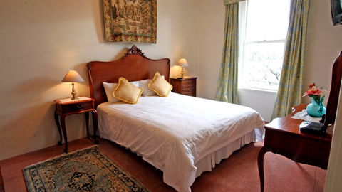 Feathers Hotel - Accommodation Resorts 0