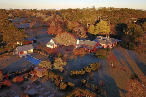 Vine Lodge Heritage Getaway - Accommodation Resorts 0