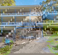 Annie's White House - Accommodation Resorts