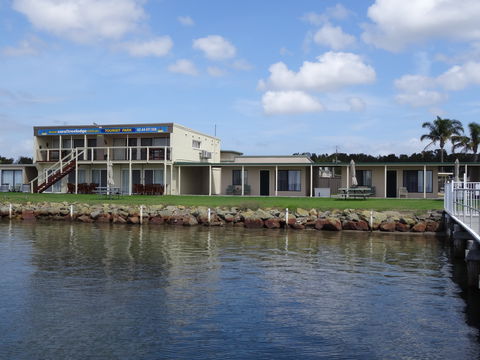 Coral Tree Lodge Tourist Park - Accommodation Resorts 0