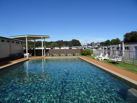 Coral Tree Lodge Tourist Park - Accommodation Resorts 1