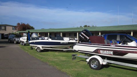 Coral Tree Lodge Tourist Park - Accommodation Resorts 2