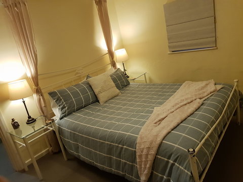 Donnybrook Cottage - Clare - Accommodation Resorts 2