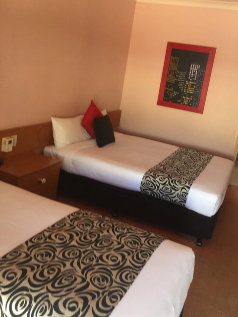 Philadelphia Motor Inn - Accommodation Resorts 8