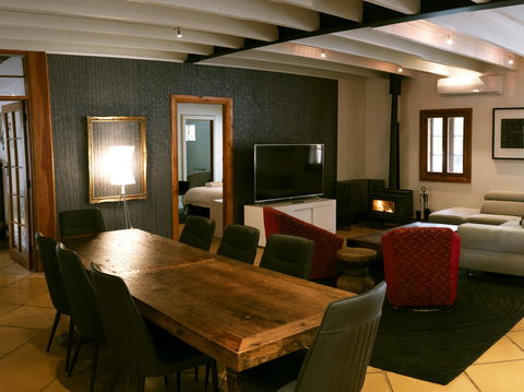 Thiele House Retreat - Accommodation Resorts 1