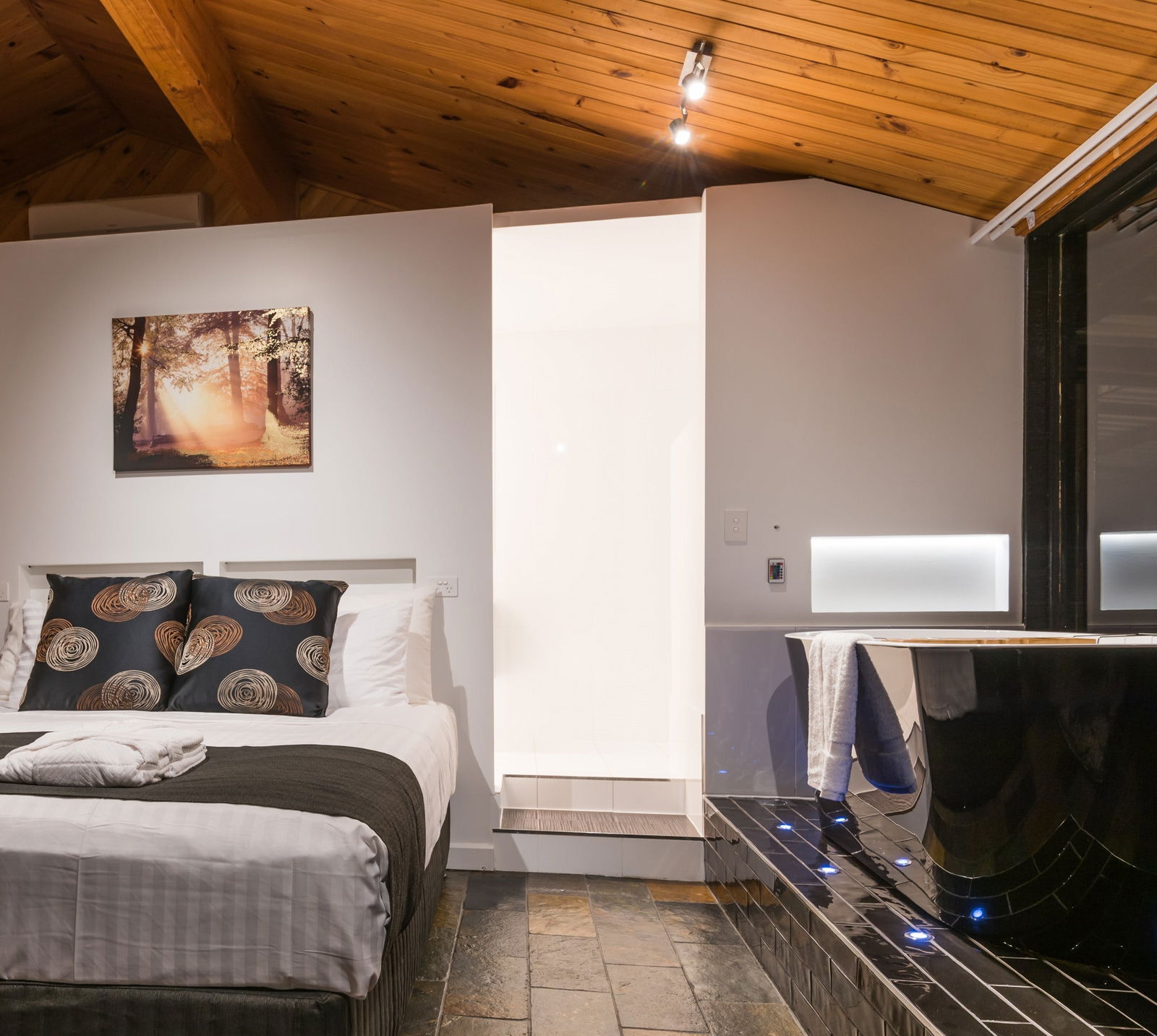 Gosford City Region NSW Accommodation Resorts